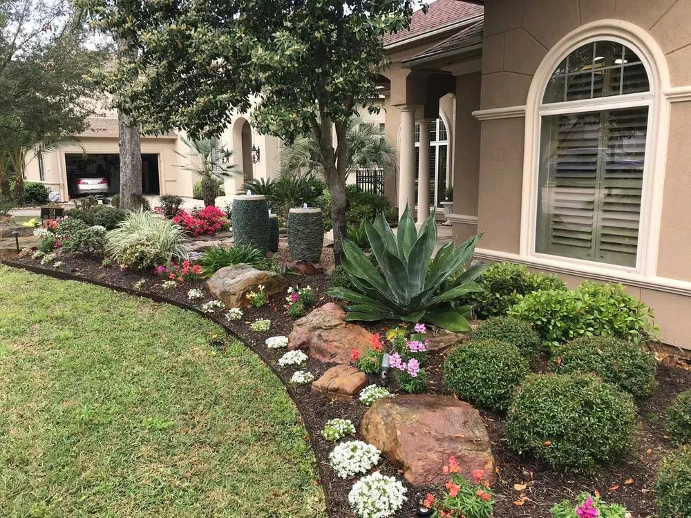 Top-rated lawn care service in Montgomery, TX by Dille Landscapes