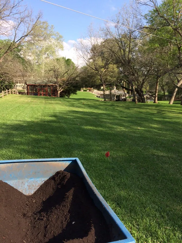 Trusted landscaping services for beautiful yards across Round Rock, TX - Dillo Dirt