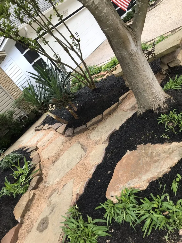 Local residential landscaping experts serving Conroe, TX - Dilmer Quintanilla Landscaping Services