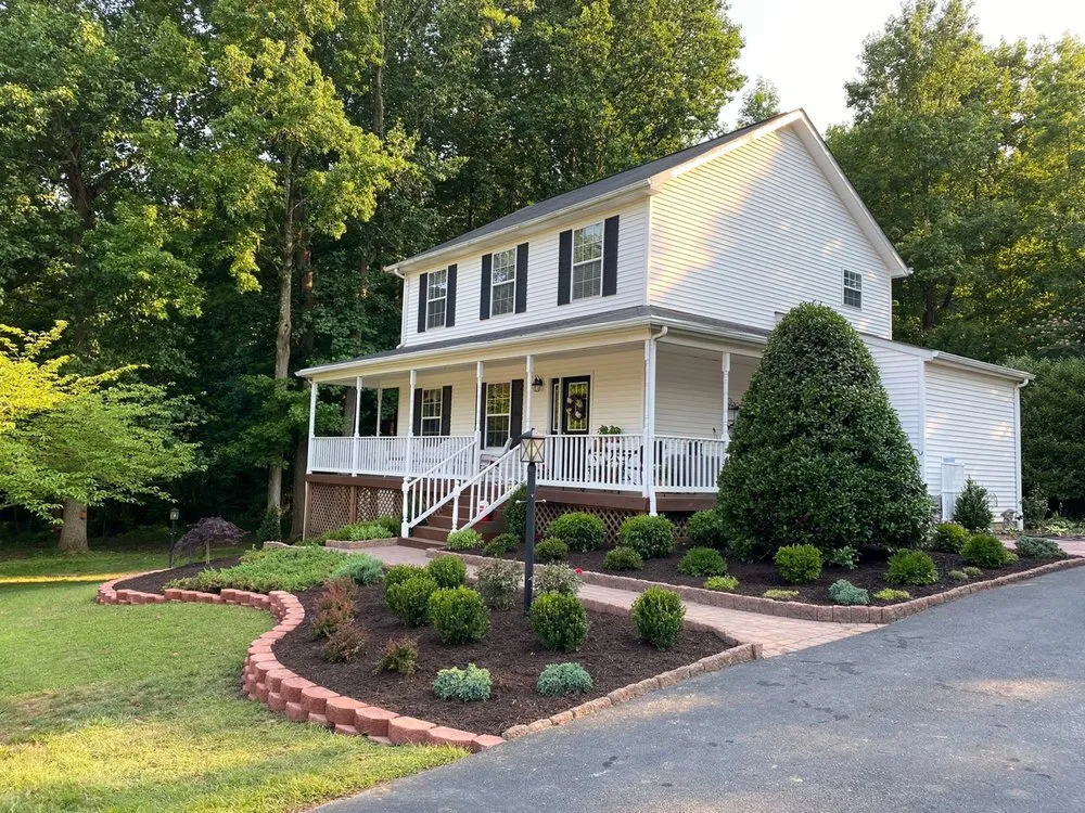 Trusted landscape installation near you in Dunkirk, MD by DiMarco Landscape & Gardening