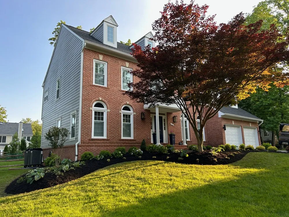 Local garden landscaping for beautiful yards in Dunkirk, MD by DiMarco Landscape & Gardening