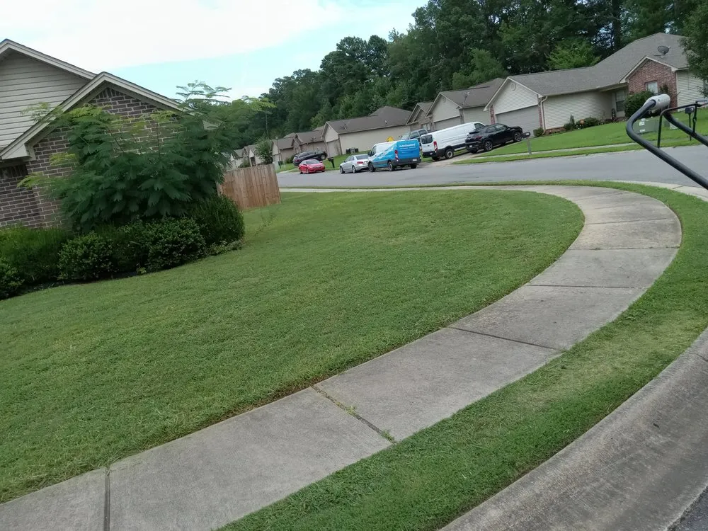 Trusted garden landscaping in Little Rock, AR - Dimas Lawn Care