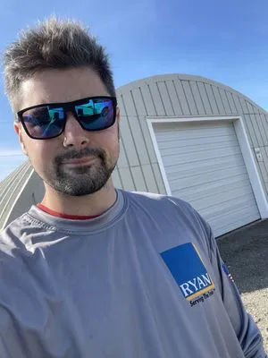 Dineen Landscaping Logo