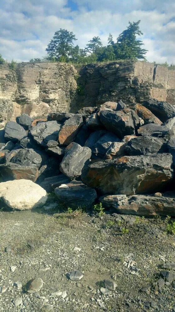 Local garden landscaping for year-round maintenance across Dingmans Ferry, PA - Dingmans Ferry Stone Quarry