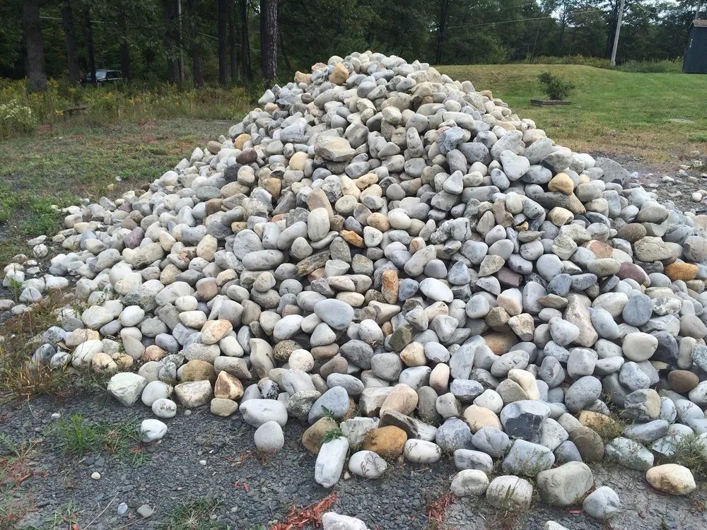 Professional yard maintenance near you in Dingmans Ferry, PA by Dingmans Ferry Stone Quarry