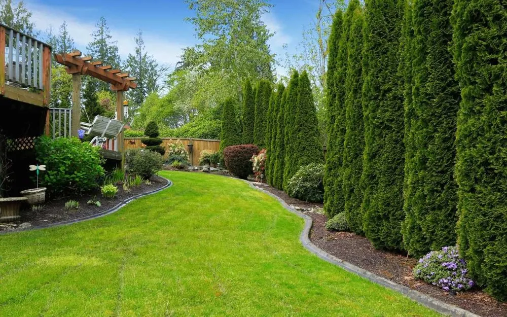 Trusted outdoor landscaping experts serving Riva, MD - Dinos Contractors