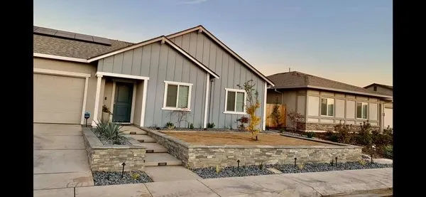 Direct Landscape Logo