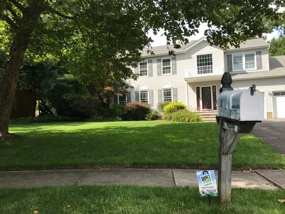 Expert outdoor landscaping near you across Eatontown, NJ - Dirt & Turf