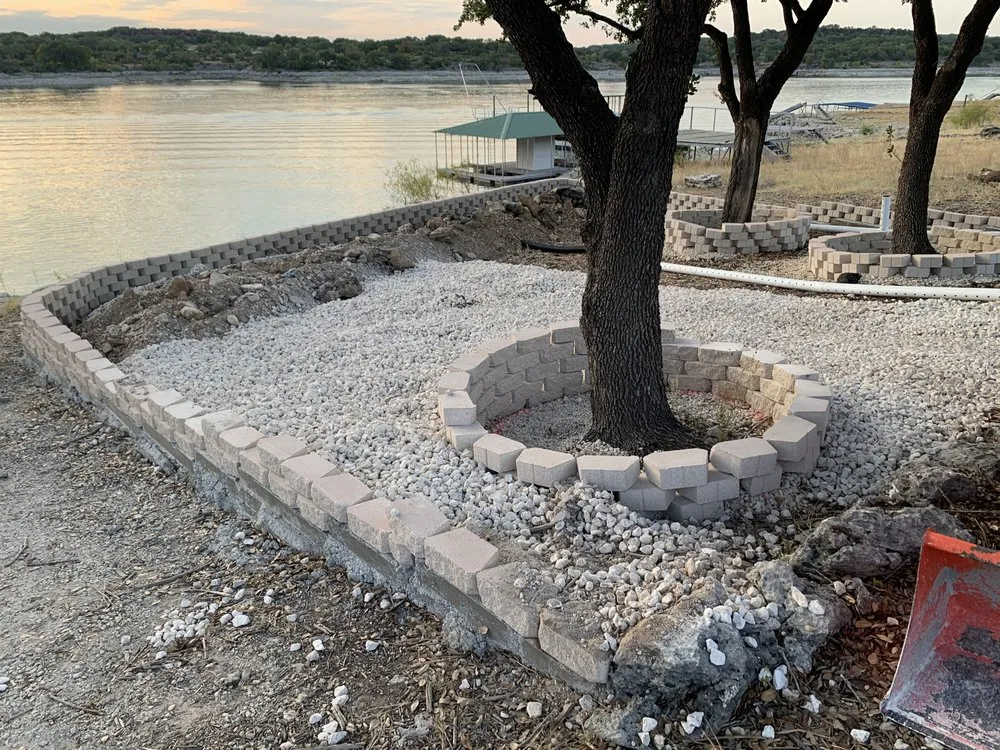 Local garden landscaping in Lago Vista, TX - Dirt and Loader Services