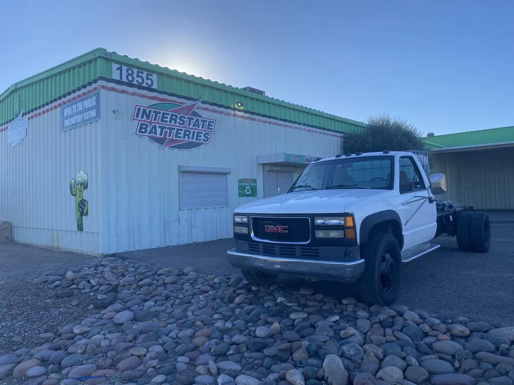 Reliable outdoor landscaping for beautiful yards in Tucson, AZ by Dirt Away