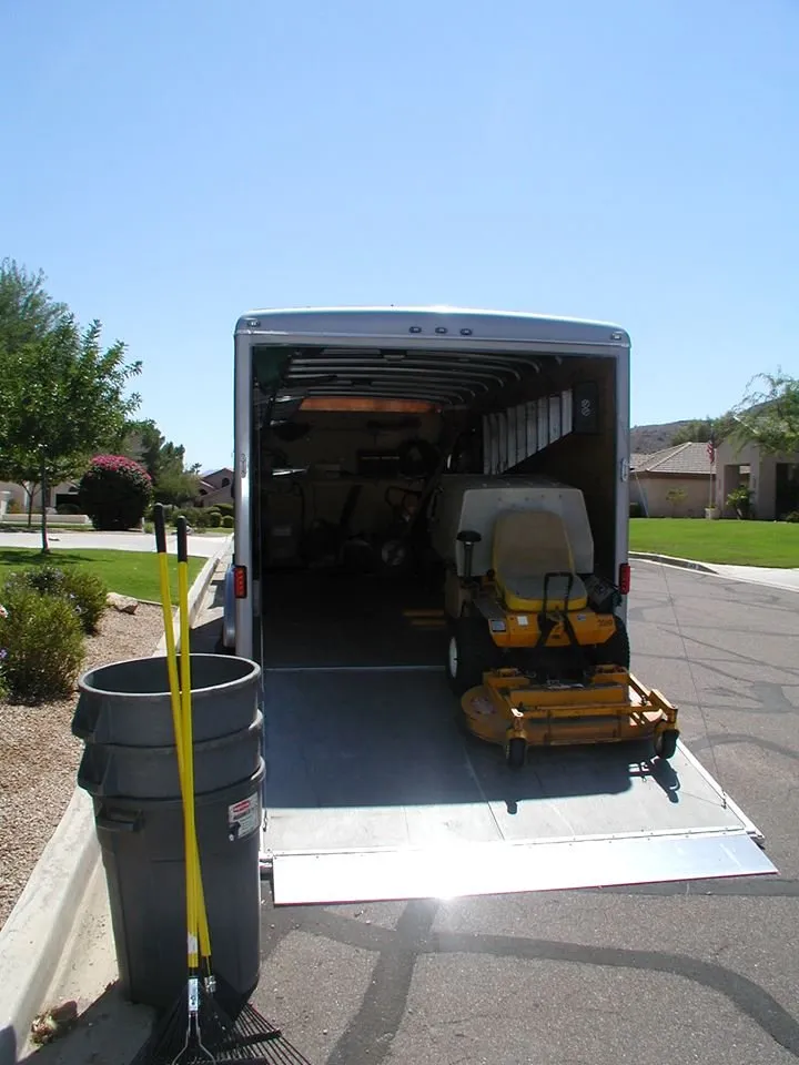 Expert lawn mowing service in Phoenix, AZ - Dirt Jockeys