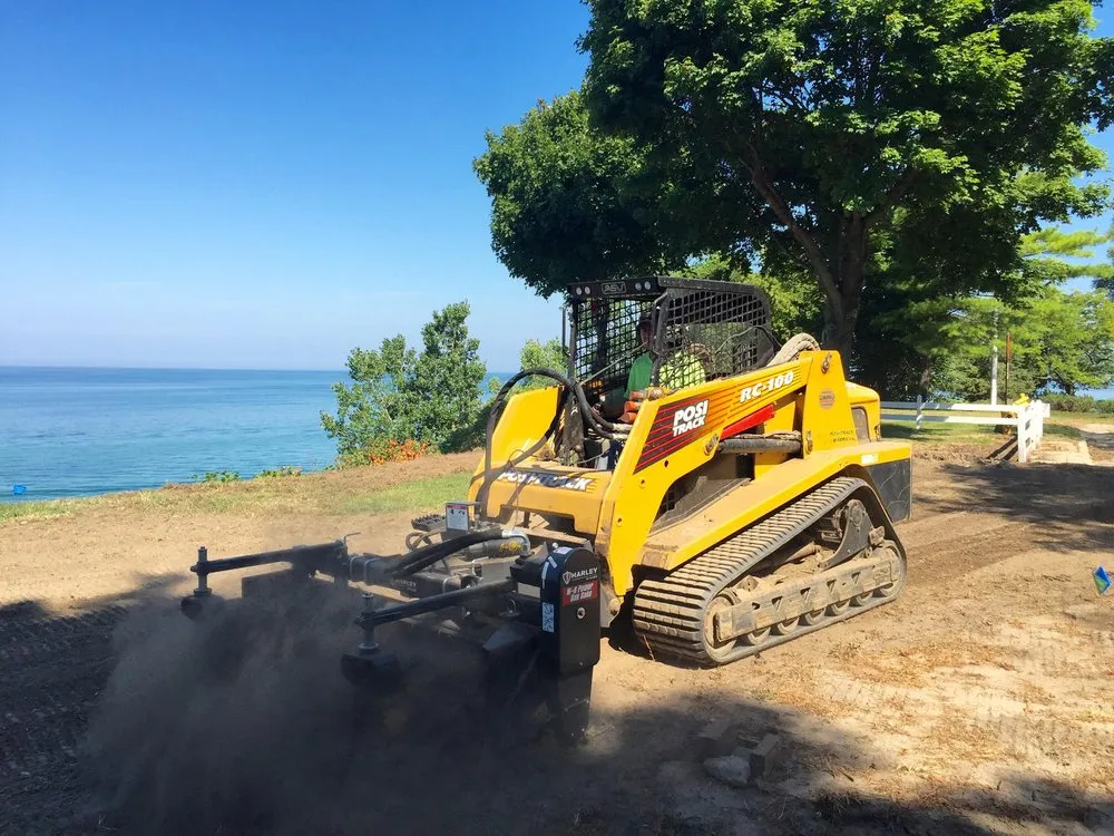 Custom lawn care service experts serving Nunica, MI - Dirt Scapes