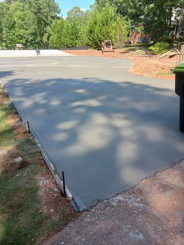 Top-rated yard cleanup service experts serving Newnan, GA - Dirtpushers Landscape Construction