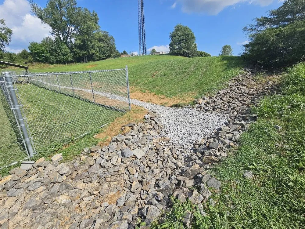 Top-rated landscape design for homes in Blountville, TN by Dirtwerx