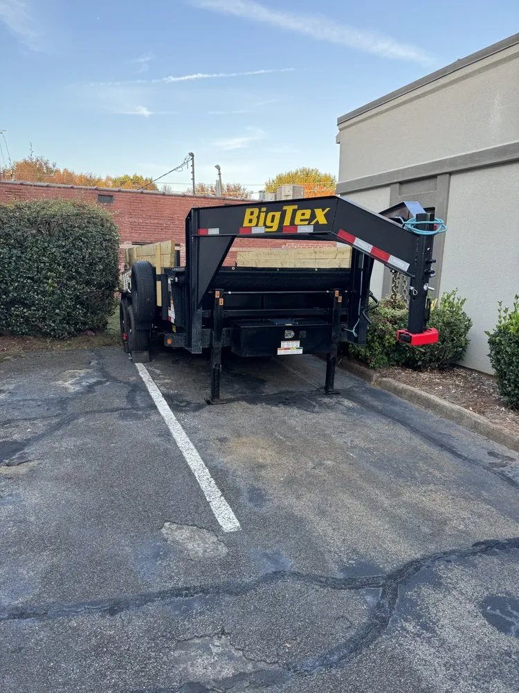 Professional yard cleanup service in Gainesville, GA - Dirty Dawg Hauling And Disposal