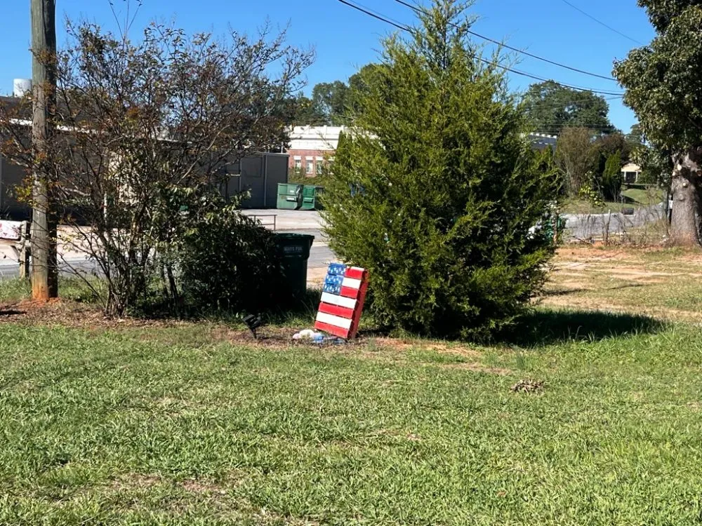 Professional lawn care service in Commerce, GA - Dirty Girls Lawn and Garden Detailers