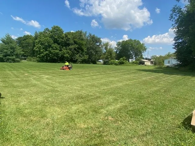 Custom yard maintenance for homes in Cowan, TN by Dirty Hands Lawn & Landscaping