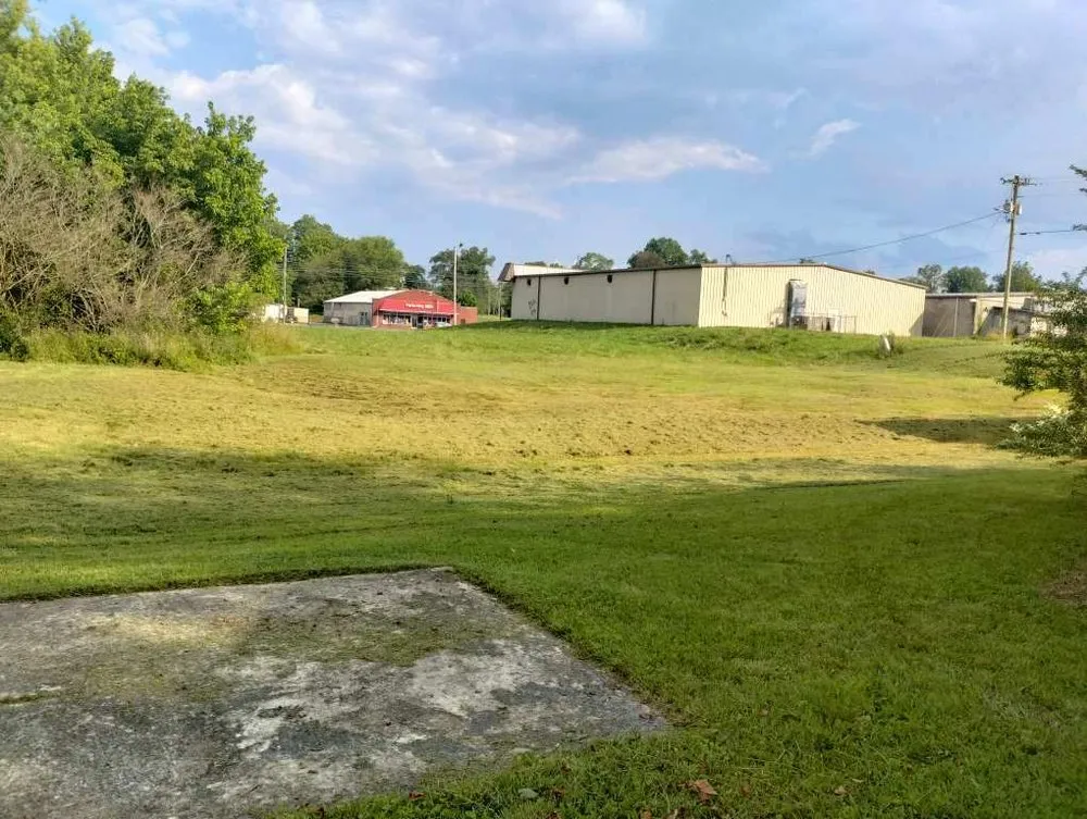 Reliable landscaping services in Cowan, TN - Dirty Hands Lawn & Landscaping