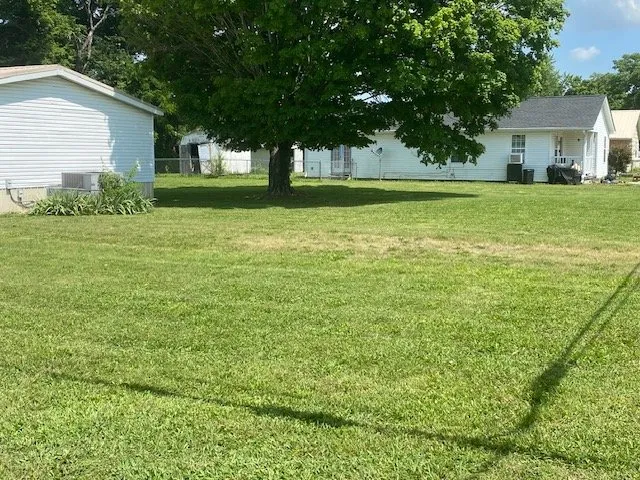 Expert landscaping services near you in Cowan, TN by Dirty Hands Lawn & Landscaping