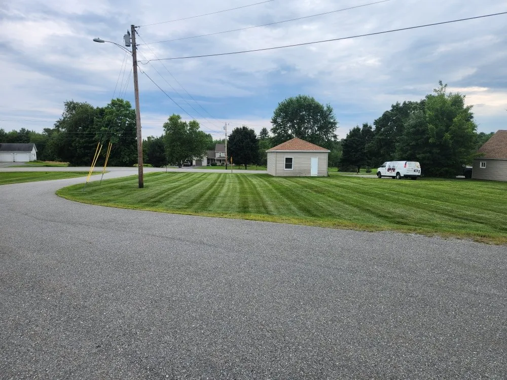Top-rated lawn mowing service experts serving Glenburn, ME - Dirty Seeds