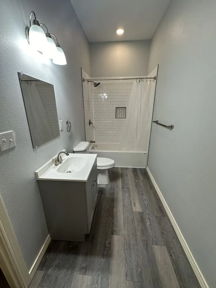 Affordable lawn mowing service for beautiful yards across Texarkana, TX - DirtyWorks Home Services