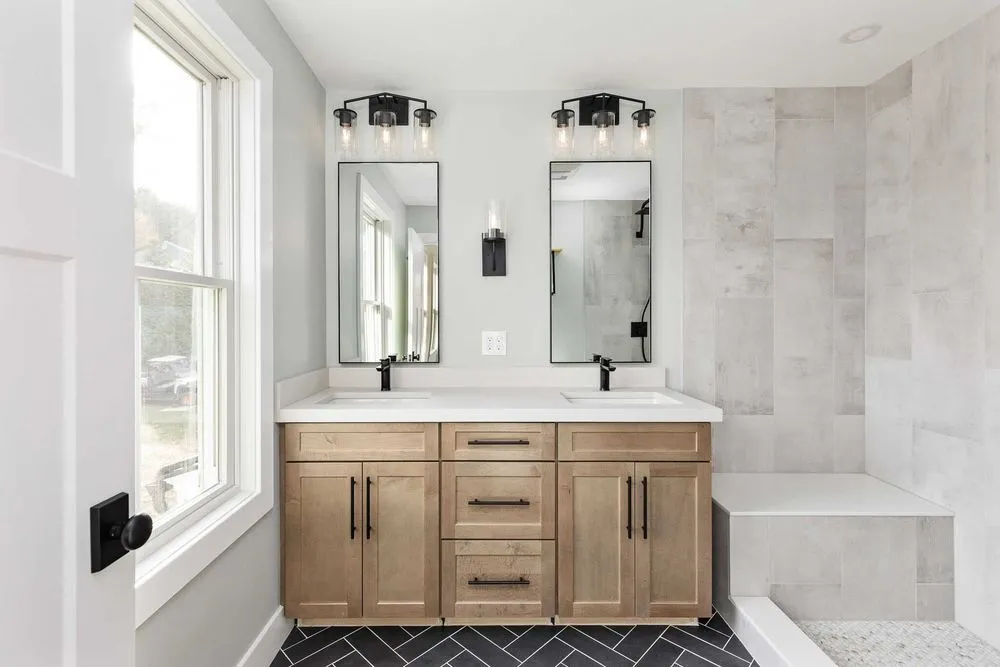 Professional yard cleanup service experts serving Wilmington, DE - DiSabatino Landscaping