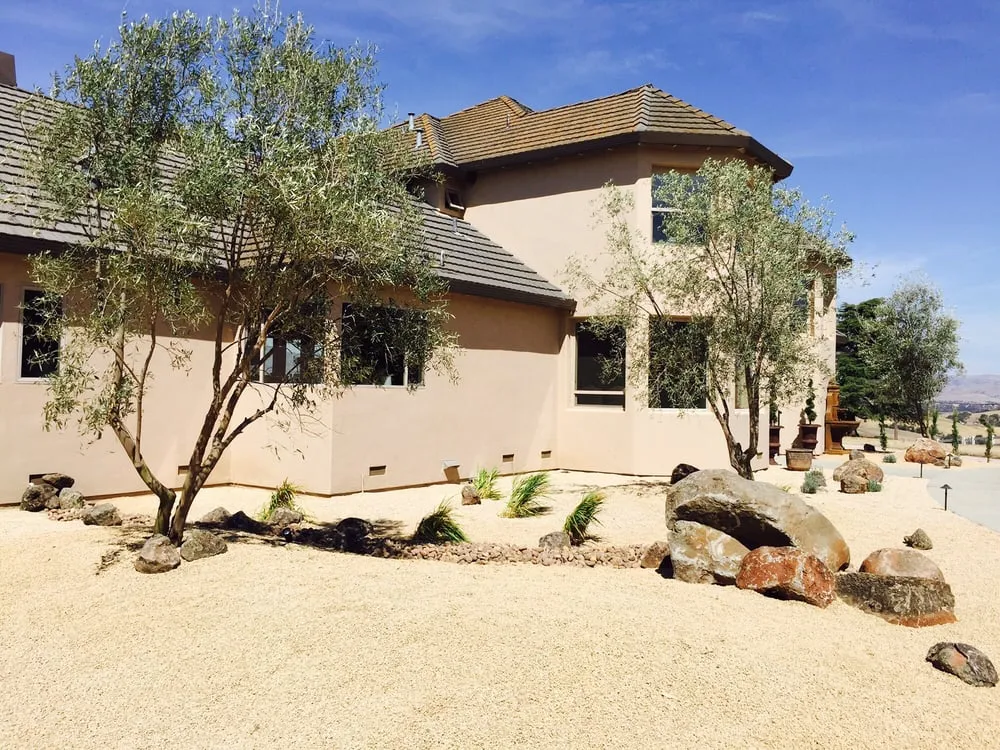 Expert garden landscaping in Morgan Hill, CA - DiSalvo Design And Maintenance