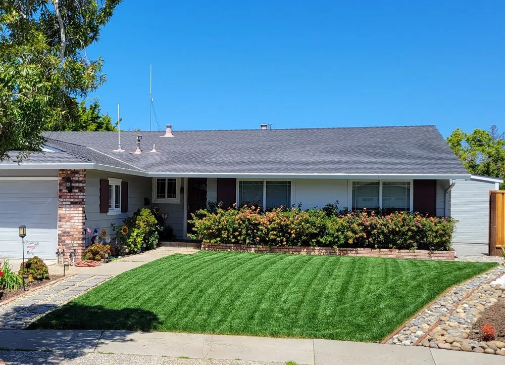 Expert garden landscaping in San Martin, CA by DiSalvo Landscape