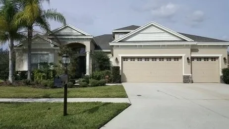 Local lawn mowing service with custom design across Tamarac, FL - Discount Landscaping