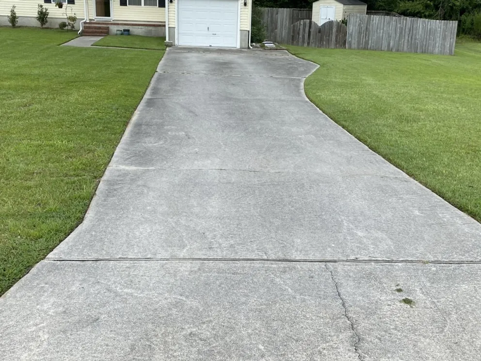 Reliable outdoor landscaping in Jacksonville, NC - Discount Lawn Care And Pressure Cleaning