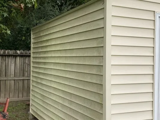 Discount Lawn Care And Pressure Cleaning Logo