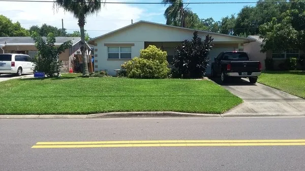 Trusted garden landscaping in St Petersburg, FL - Discount Lawn Cuts