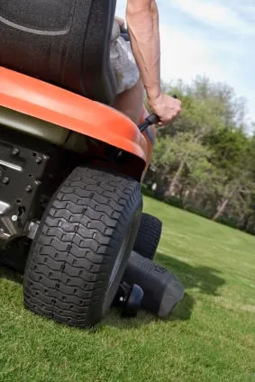Reliable landscape design for beautiful yards across St Petersburg, FL - Discount Lawn Cuts