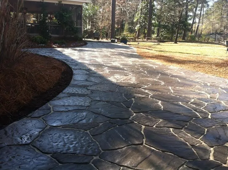 Professional outdoor landscaping in New Bern, NC by Discover Outdoor Living