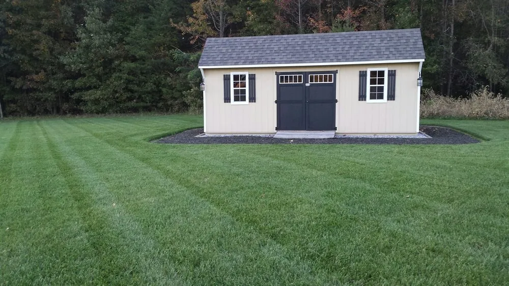 Custom landscape design in Charlotte Hall, MD by Distinct Lawnscapes