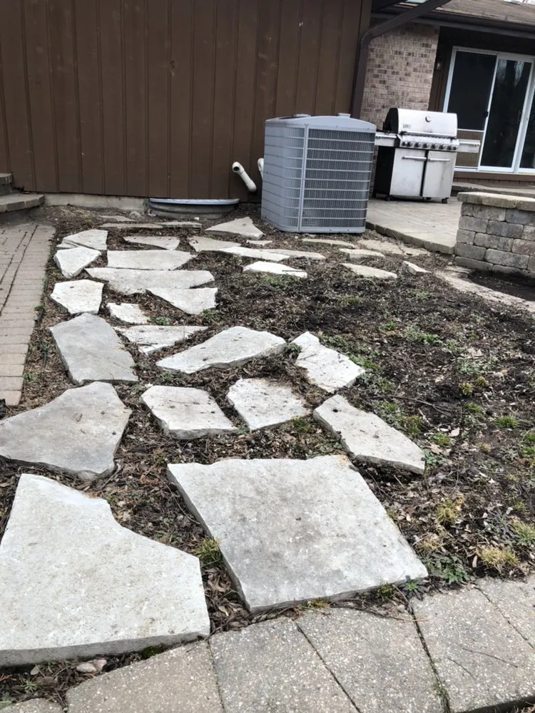 Professional garden landscaping experts serving Plainfield, IL - Distinctive Concepts Lawn & Landscape