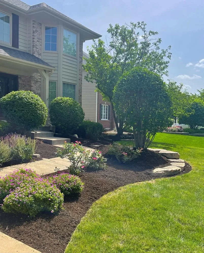 Custom lawn care service in Plainfield, IL by Distinctive Concepts Lawn & Landscape