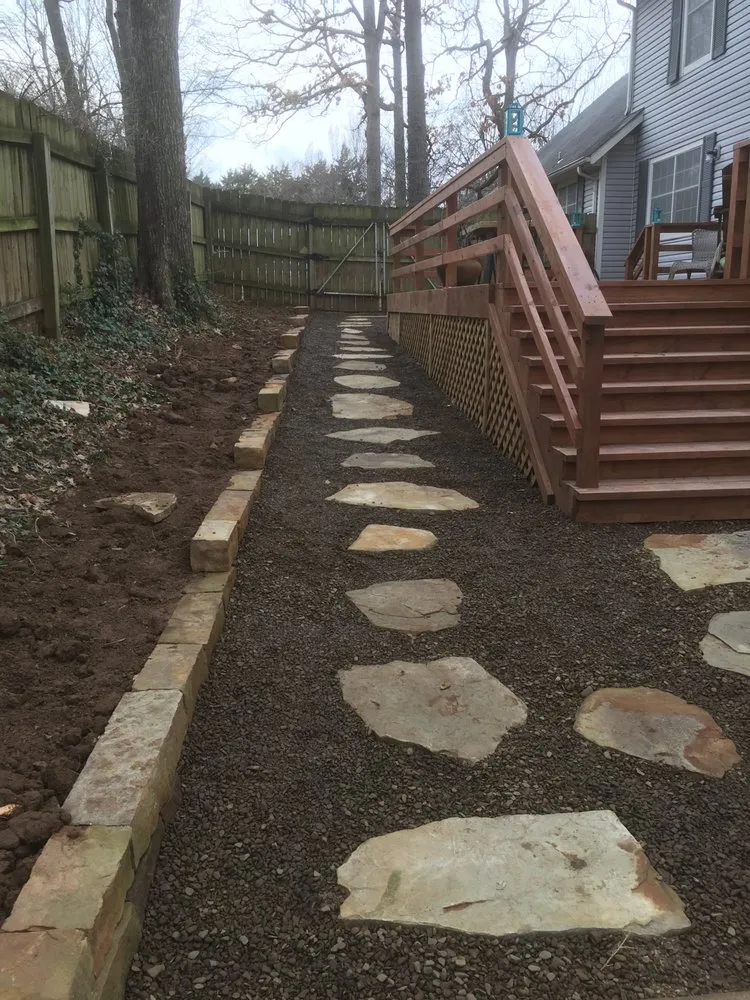 Custom yard maintenance experts serving Fayetteville, AR - Distinctive Exteriors