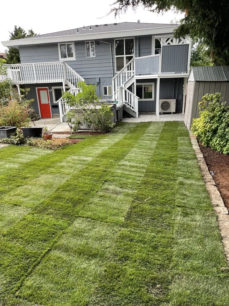 Top-rated outdoor landscaping in Kent, WA by Distinctive Landscape