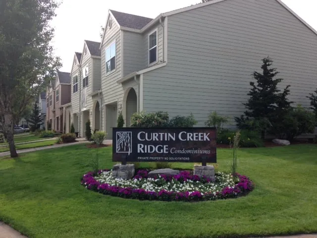 Trusted lawn care service in Vancouver, WA by Distinctive Landscape