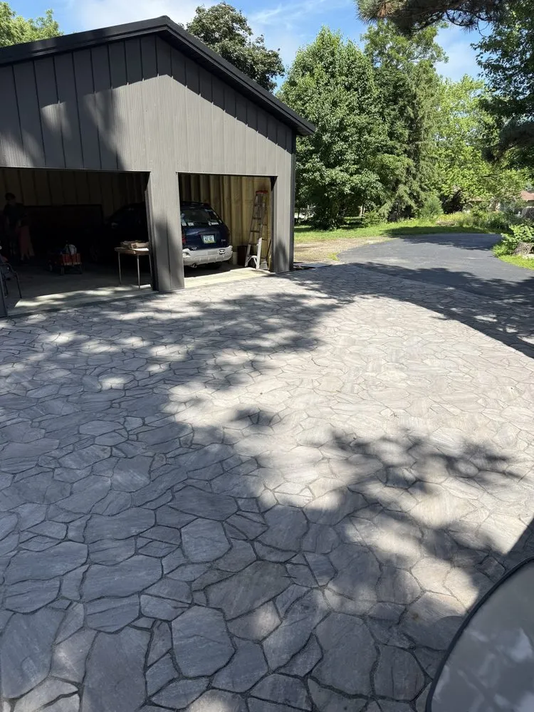 Local landscape design experts serving Ames, IA - Distinctive Landscapes