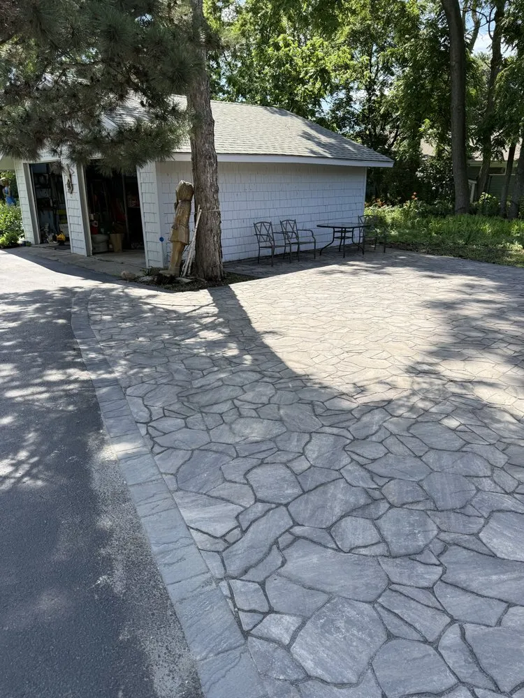 Reliable lawn care service for homes across Ames, IA - Distinctive Landscapes