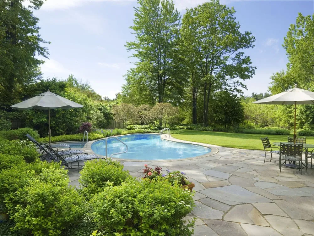 Trusted landscaping services in Charlotte, VT - Distinctive Landscaping