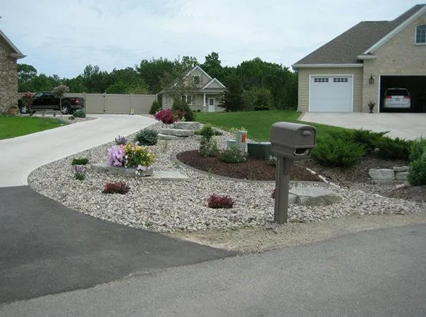 Top-rated yard maintenance experts serving Shiocton, WI - Distinctive Landscaping