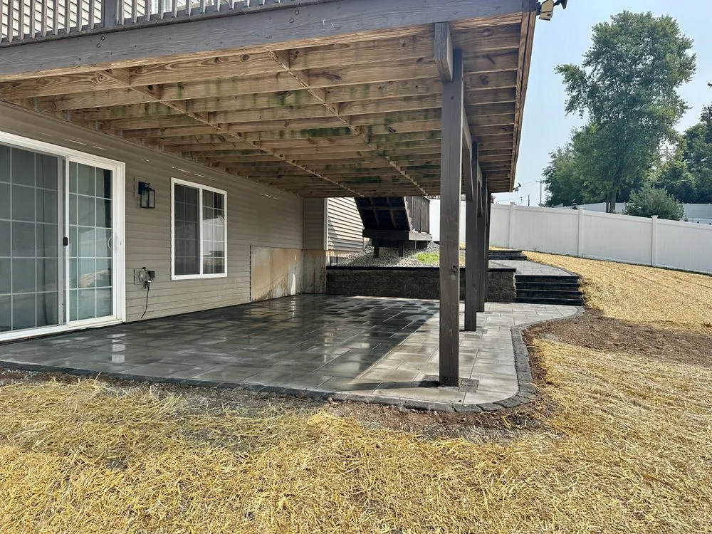 Reliable landscape design for year-round maintenance across Baldwinsville, NY - Distinguished Landscapes