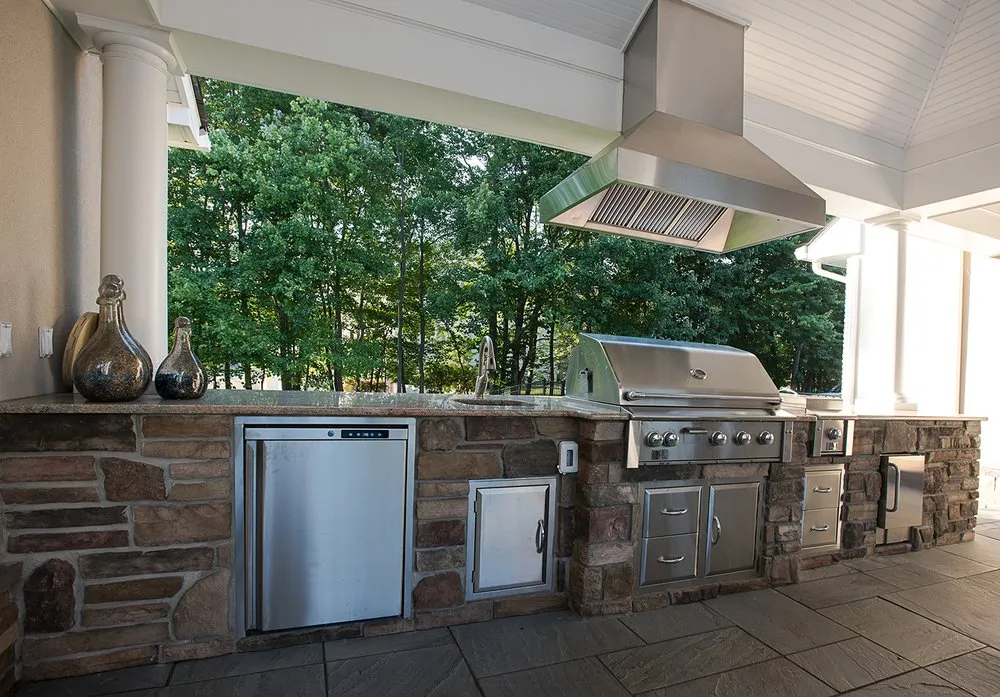 Expert lawn care service in Oakland, NJ by Ditomaso Landscape Group