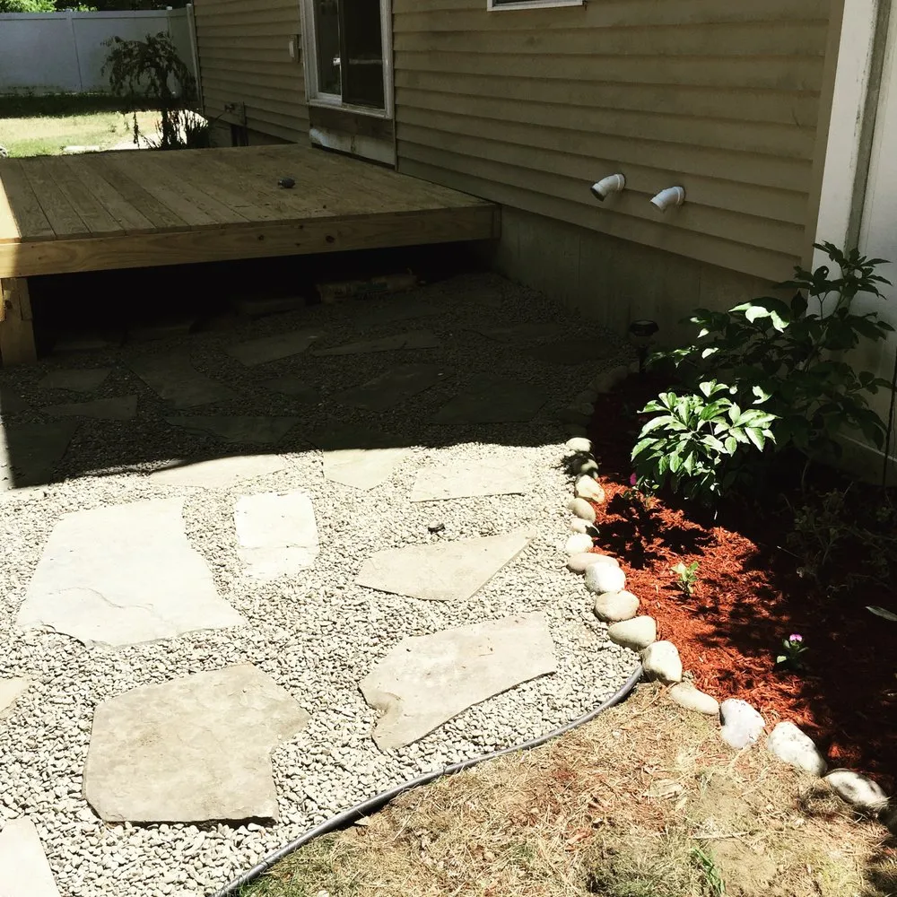 Reliable garden landscaping for beautiful yards in Saratoga Springs, NY by Divers Enterprises