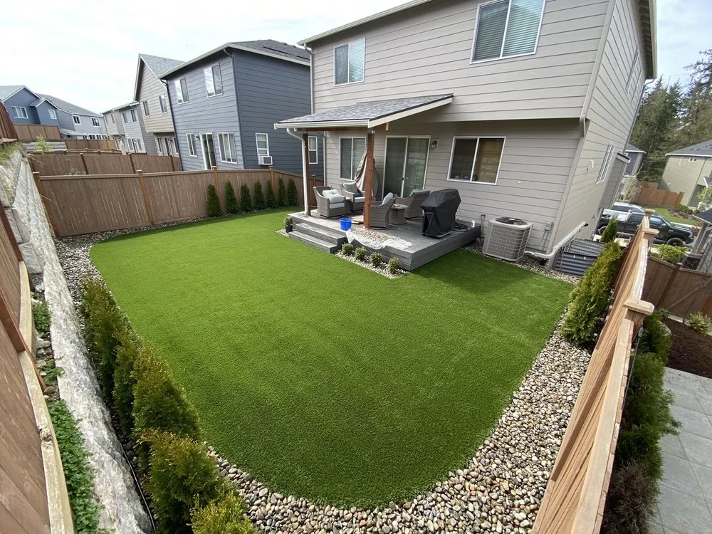 Local yard cleanup service for year-round maintenance across Lake Stevens, WA - Diverse earthworks