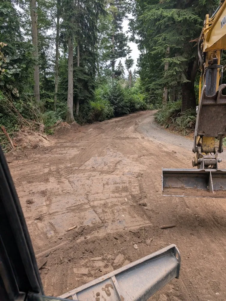 Reliable garden landscaping in Silverdale, WA by Diversified Excavation Work