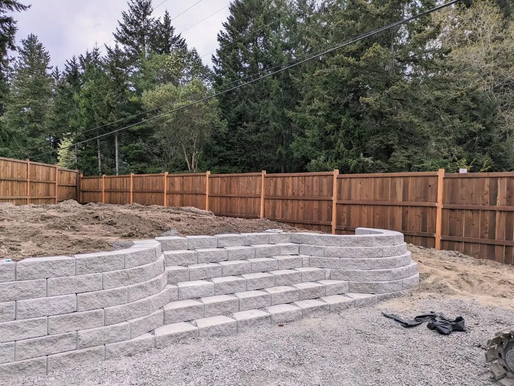 Professional yard maintenance in Silverdale, WA - Diversified Excavation Work